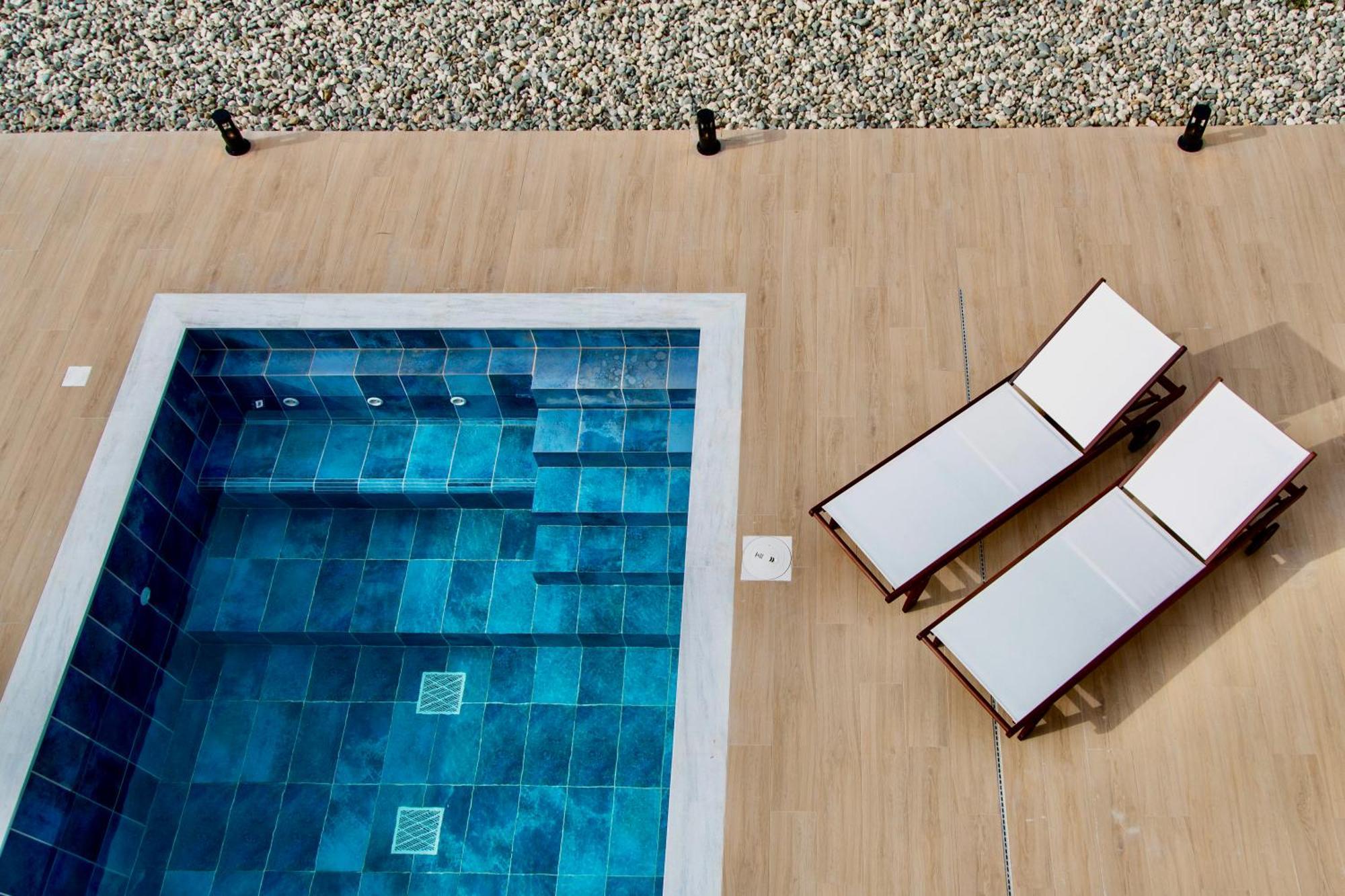 Santa Barbara Seafront Villas W Jacuzzi Pool بافوس المظهر الخارجي الصورة