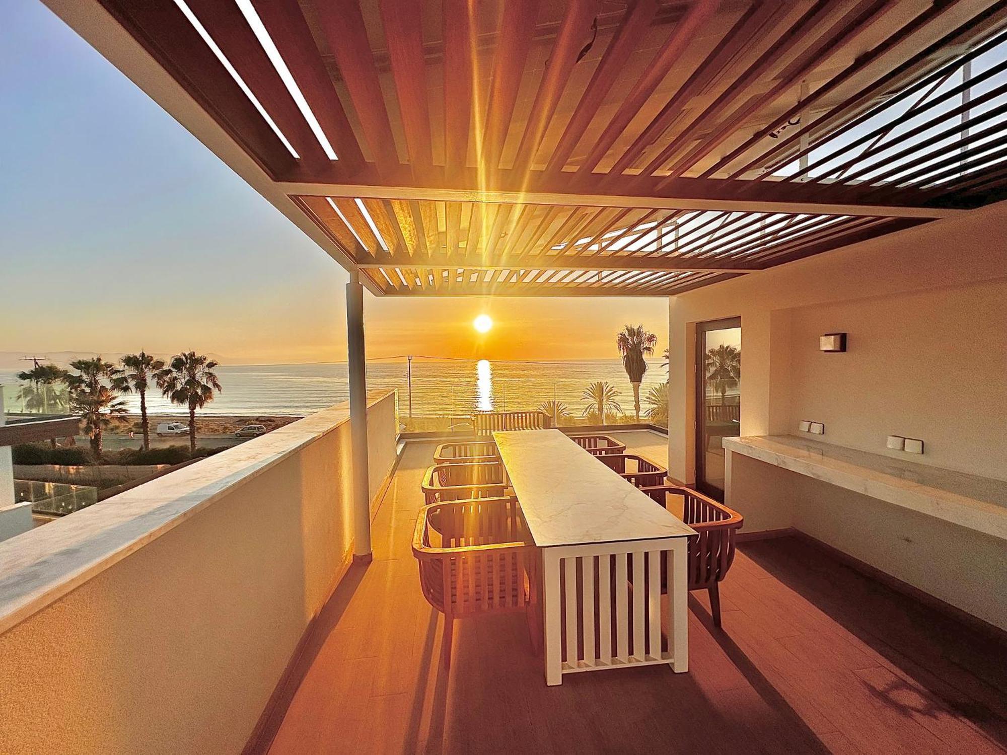 Santa Barbara Seafront Villas W Jacuzzi Pool بافوس المظهر الخارجي الصورة